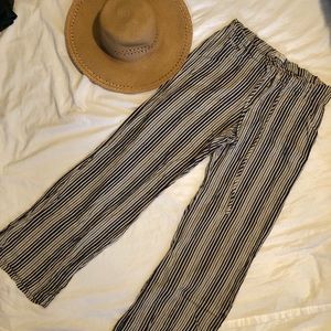 Just Living- wide leg cotton/linen pant